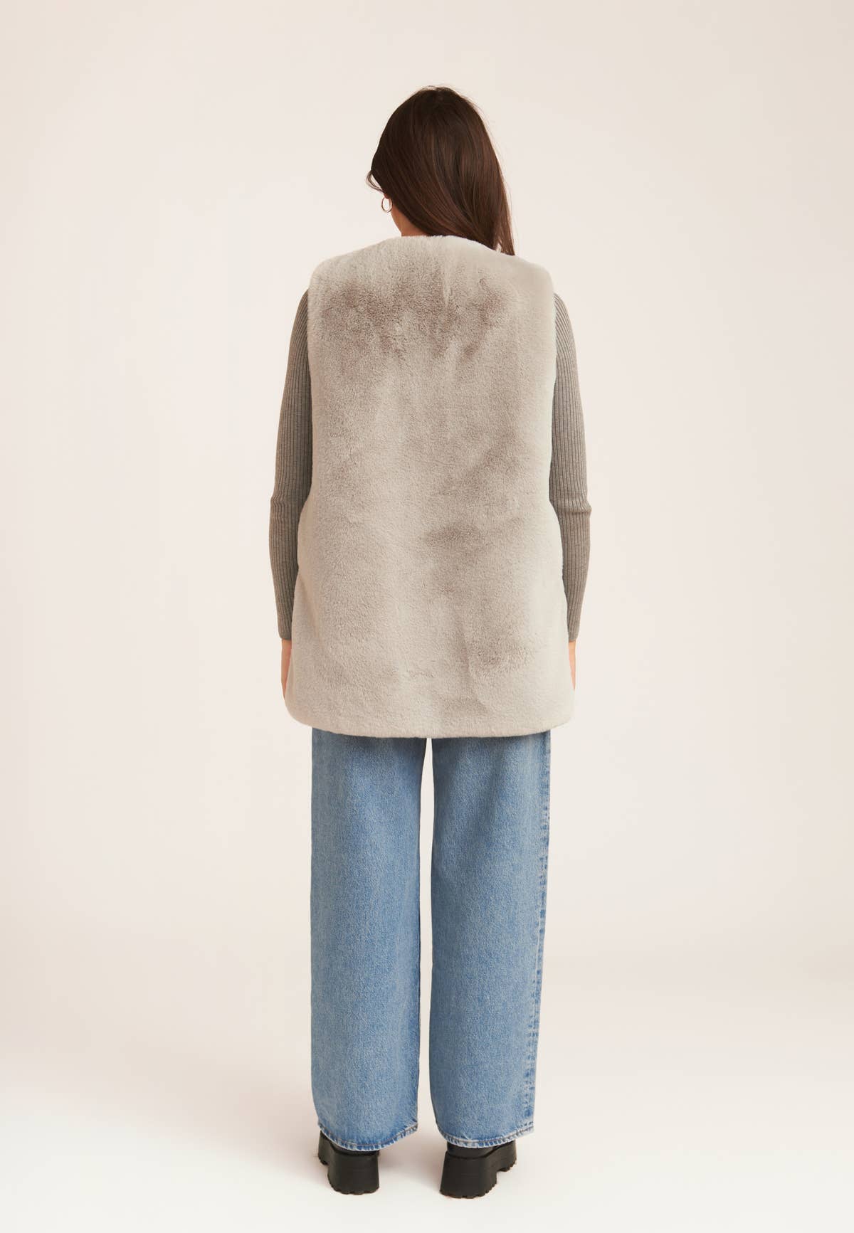 Silver No Cut Faux Gilet Fur Sleeveless Jacket – View 3 | Gini London