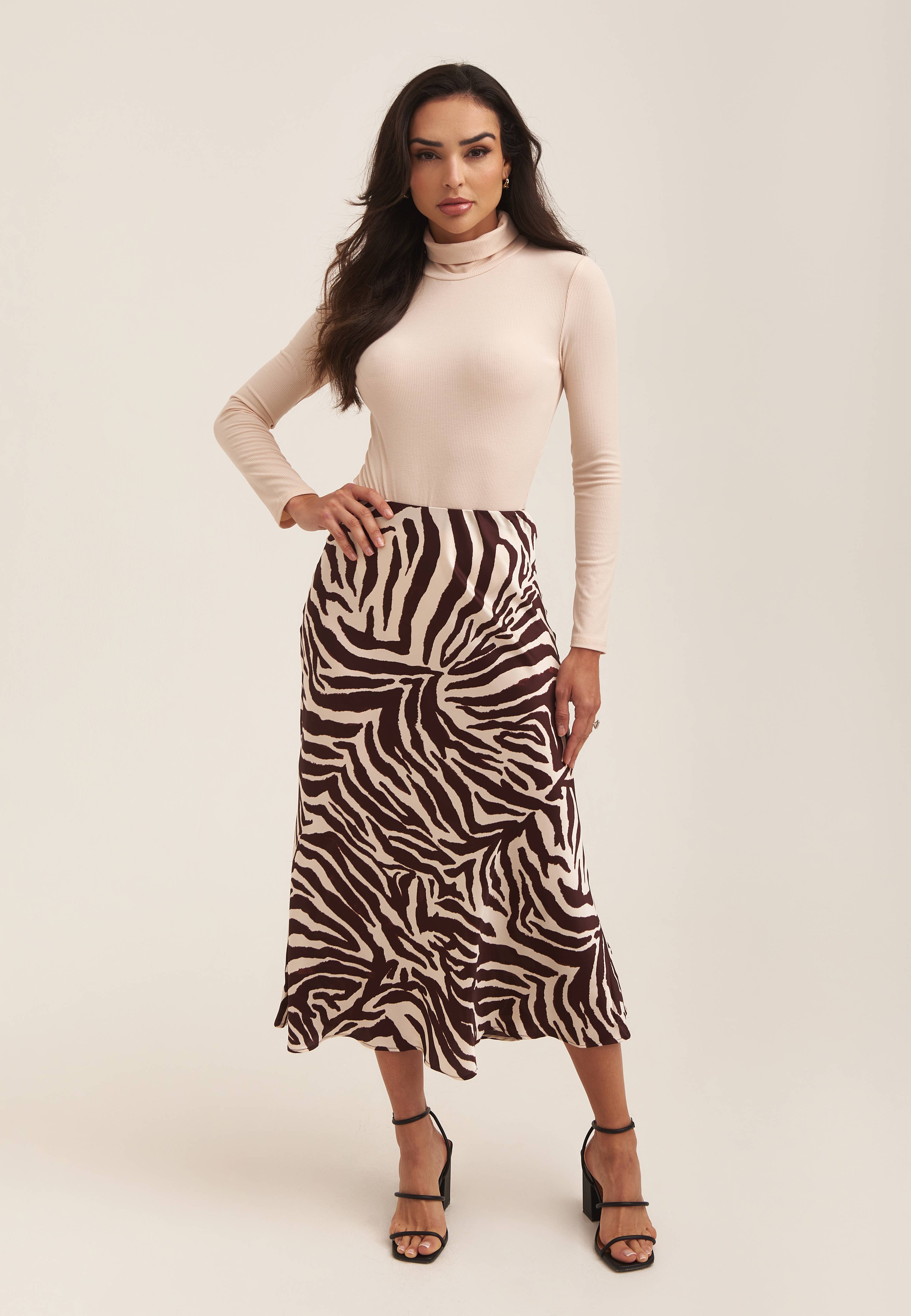 3693copy - Gini London 