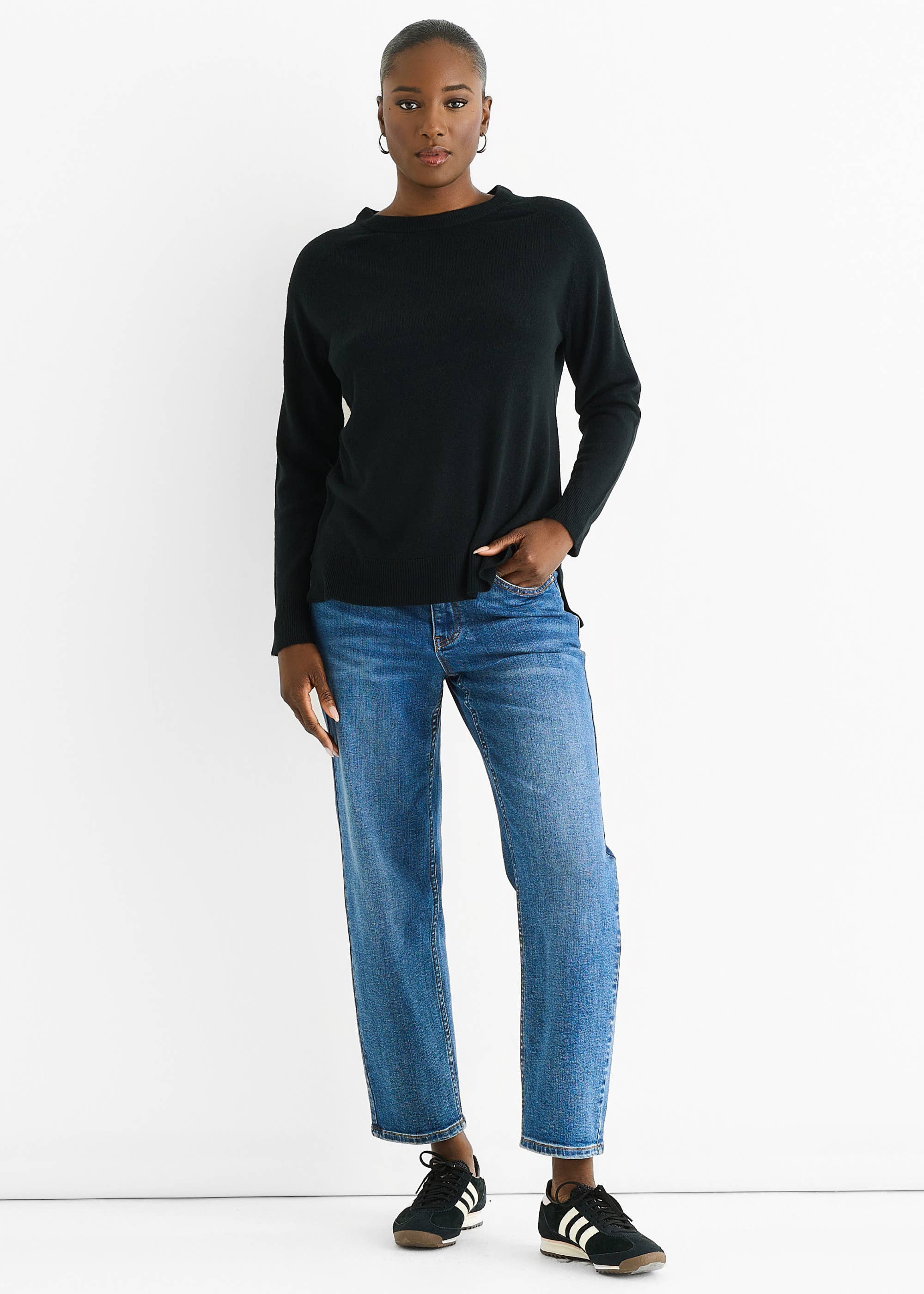 Black Crew Neck Fine Knit Oversized Jumper
