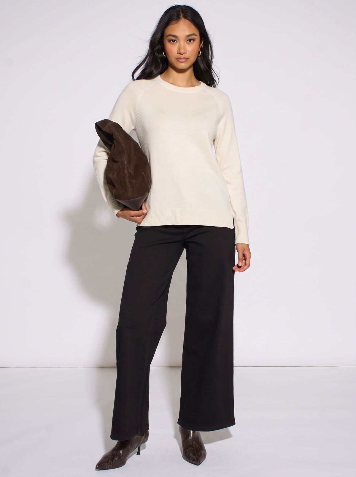 Ivory Crew Neck Fine Knit Oversized Jumper – View 3 | Gini London