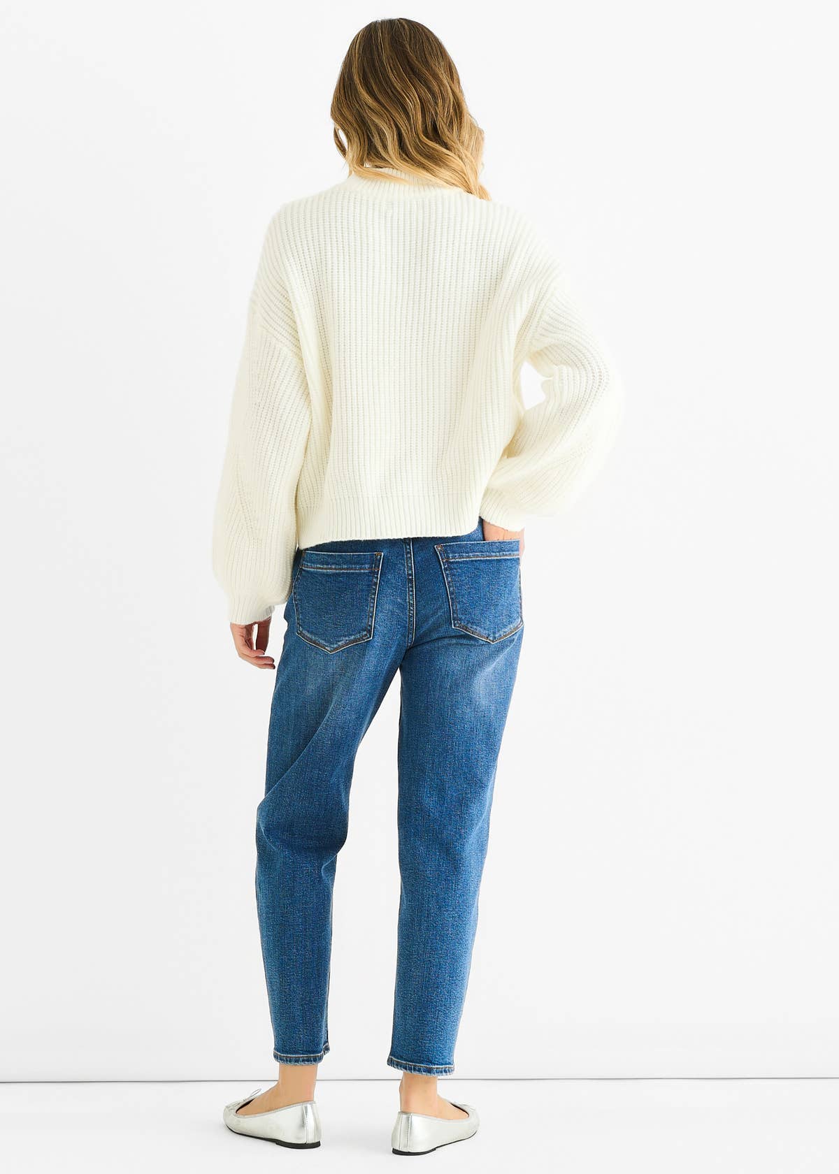 White Chunky Knit Oversized Jumper – View 2 | Gini London