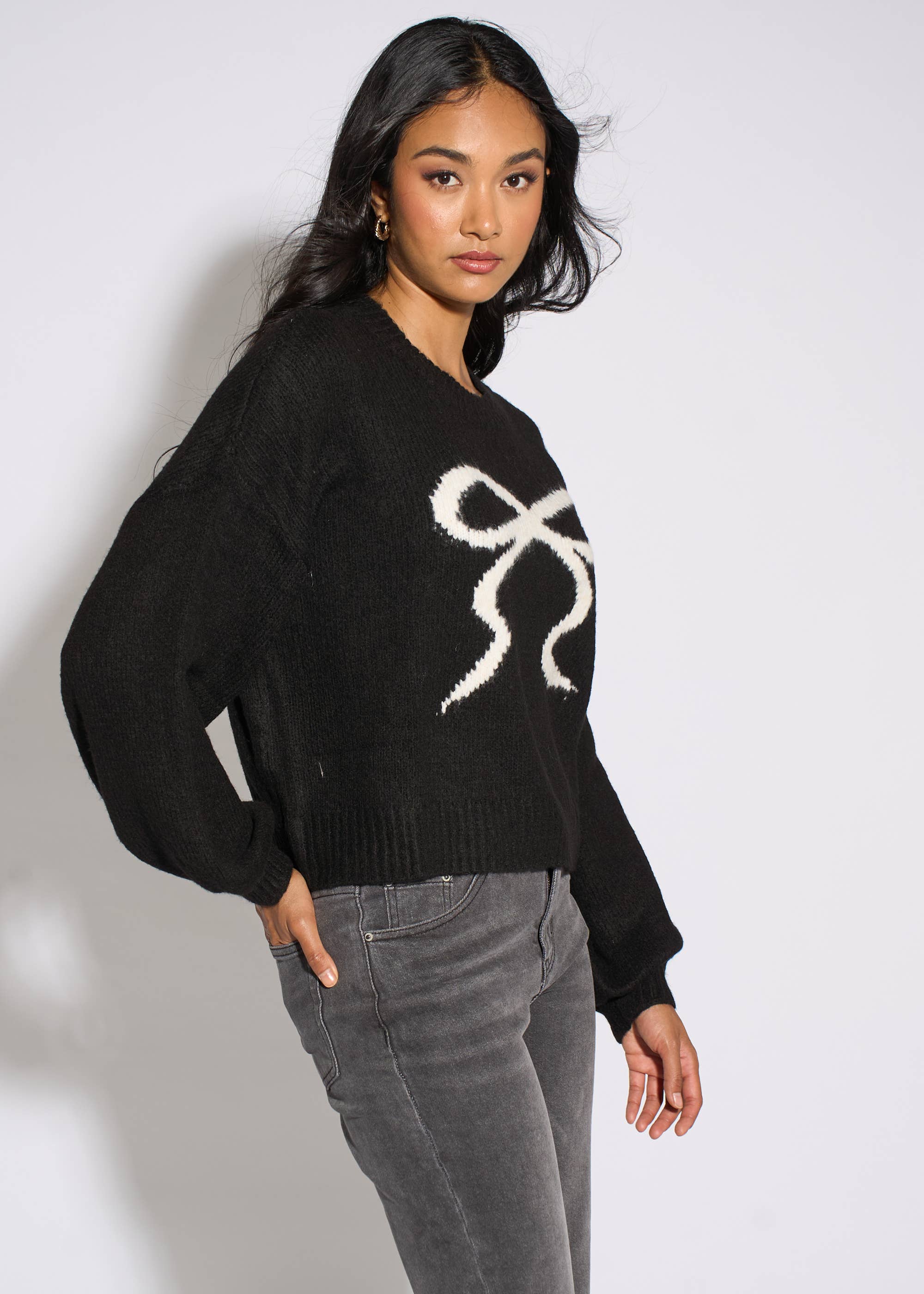 Black Contrast Bow pattern oversized Jumper