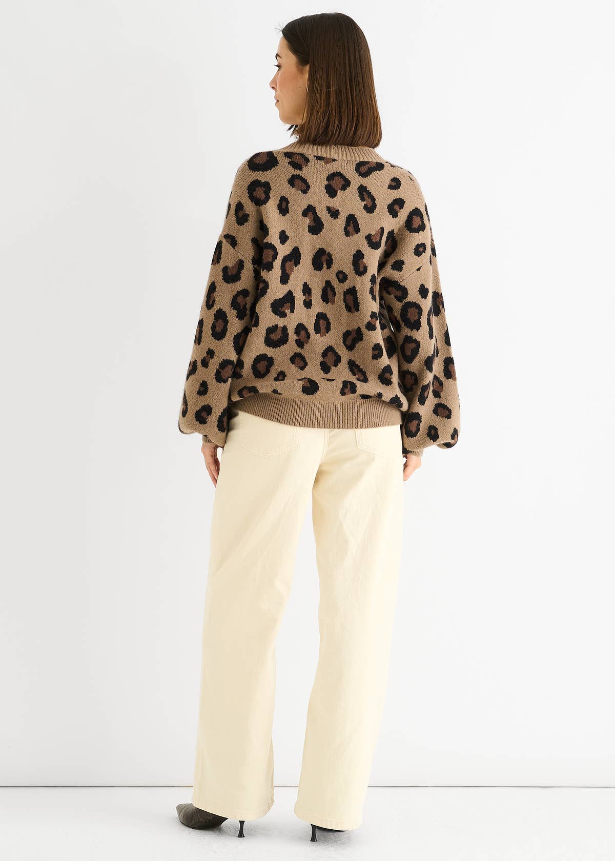 Camel Animal Print Knit Short Cardigan – View 4 | Gini London