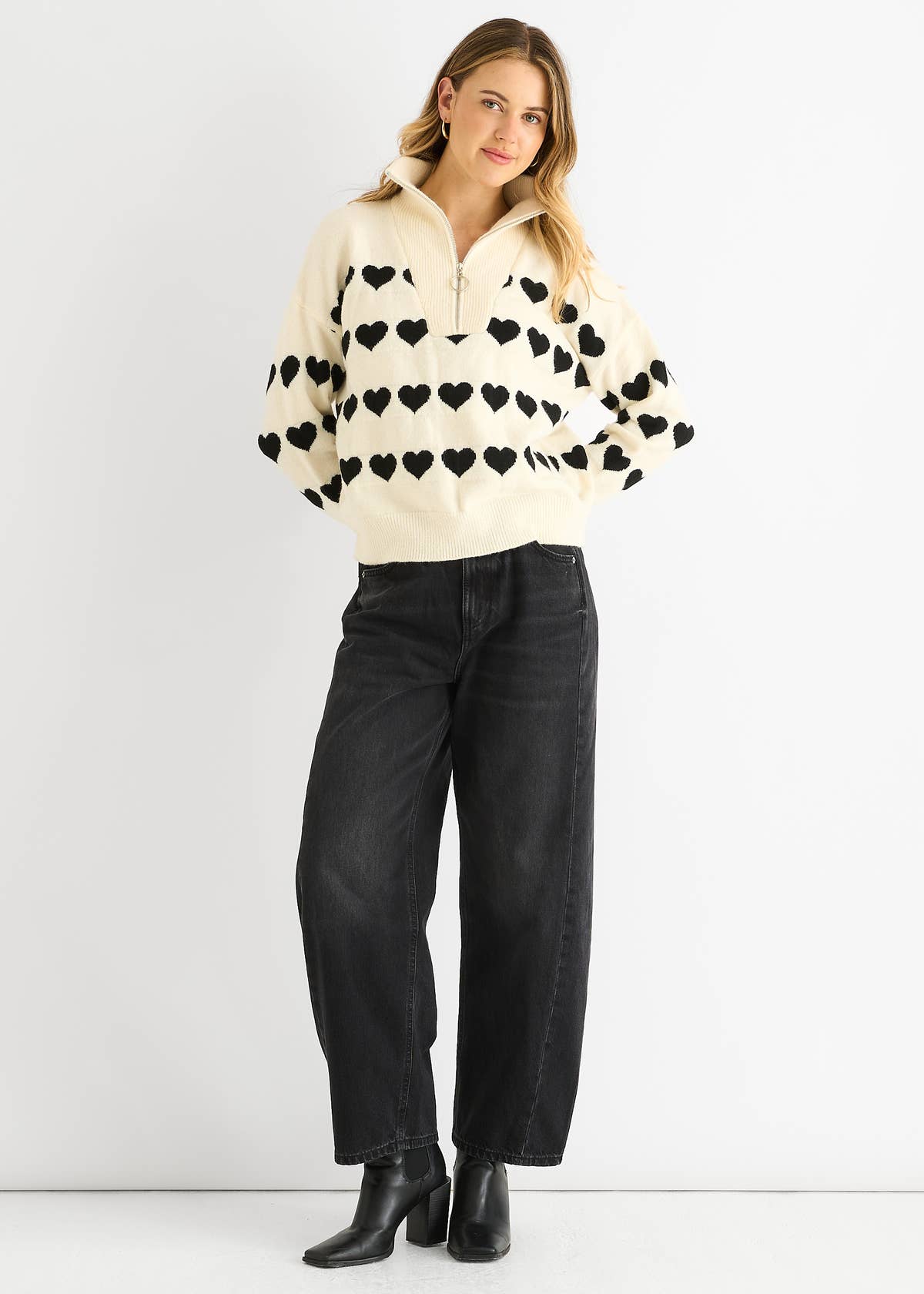 Cream Heart Zip Up Loose Fit Knit Jumper – View 5 | Gini London