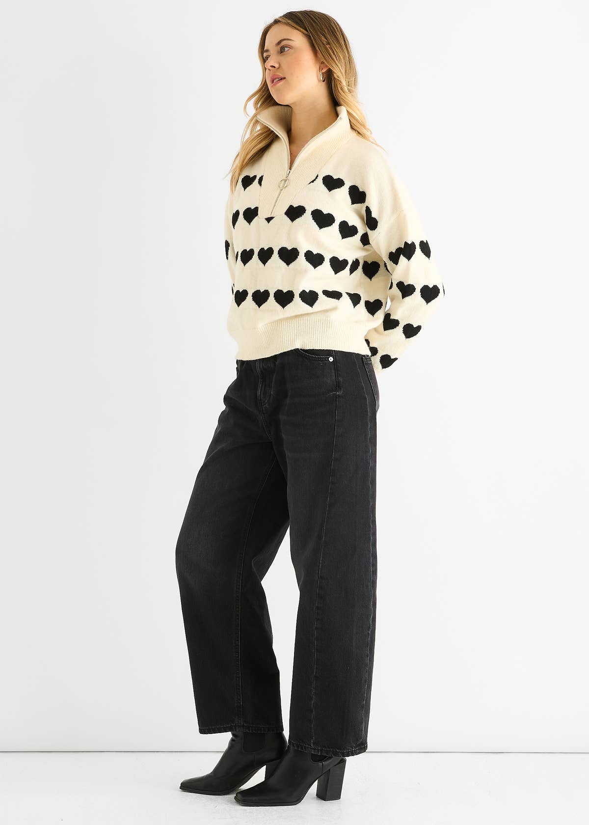 Cream Heart Zip Up Loose Fit Knit Jumper – View 8 | Gini London