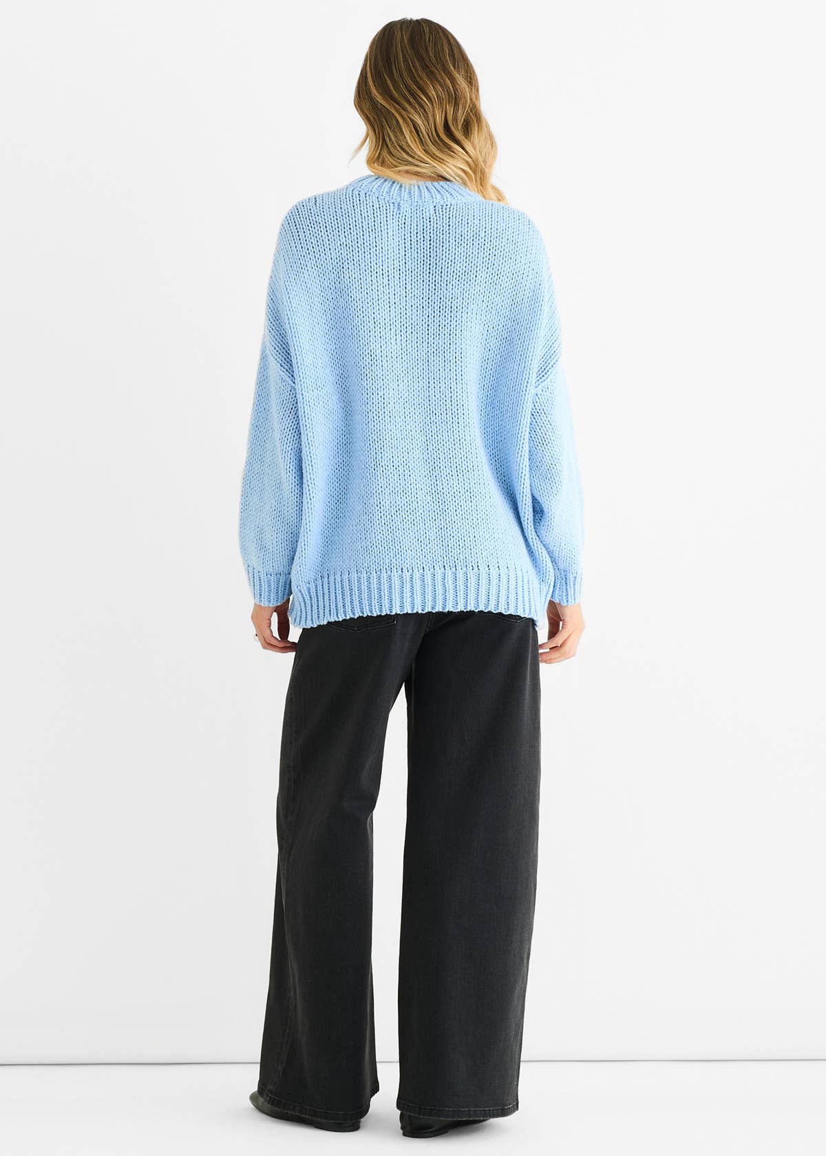 Blue Floral Crochet Chunky Knit Oversized Jumper – View 4 | Gini London
