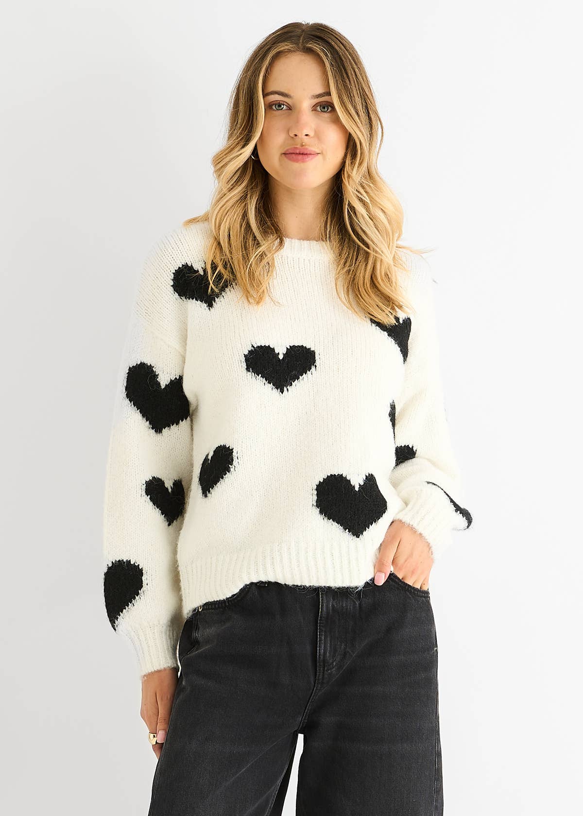 Cream Contrast Heart Oversized Knit Jumper – View 1 | Gini London