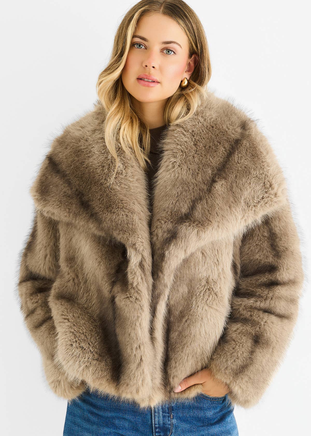 Camel Ombre Lapel Faux Fur Jacket – View 2 | Gini London