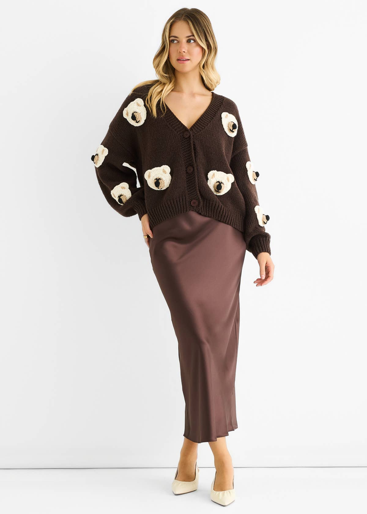 Chocolate 3D Contrast Teddy Crochet Cardigan – View 2 | Gini London