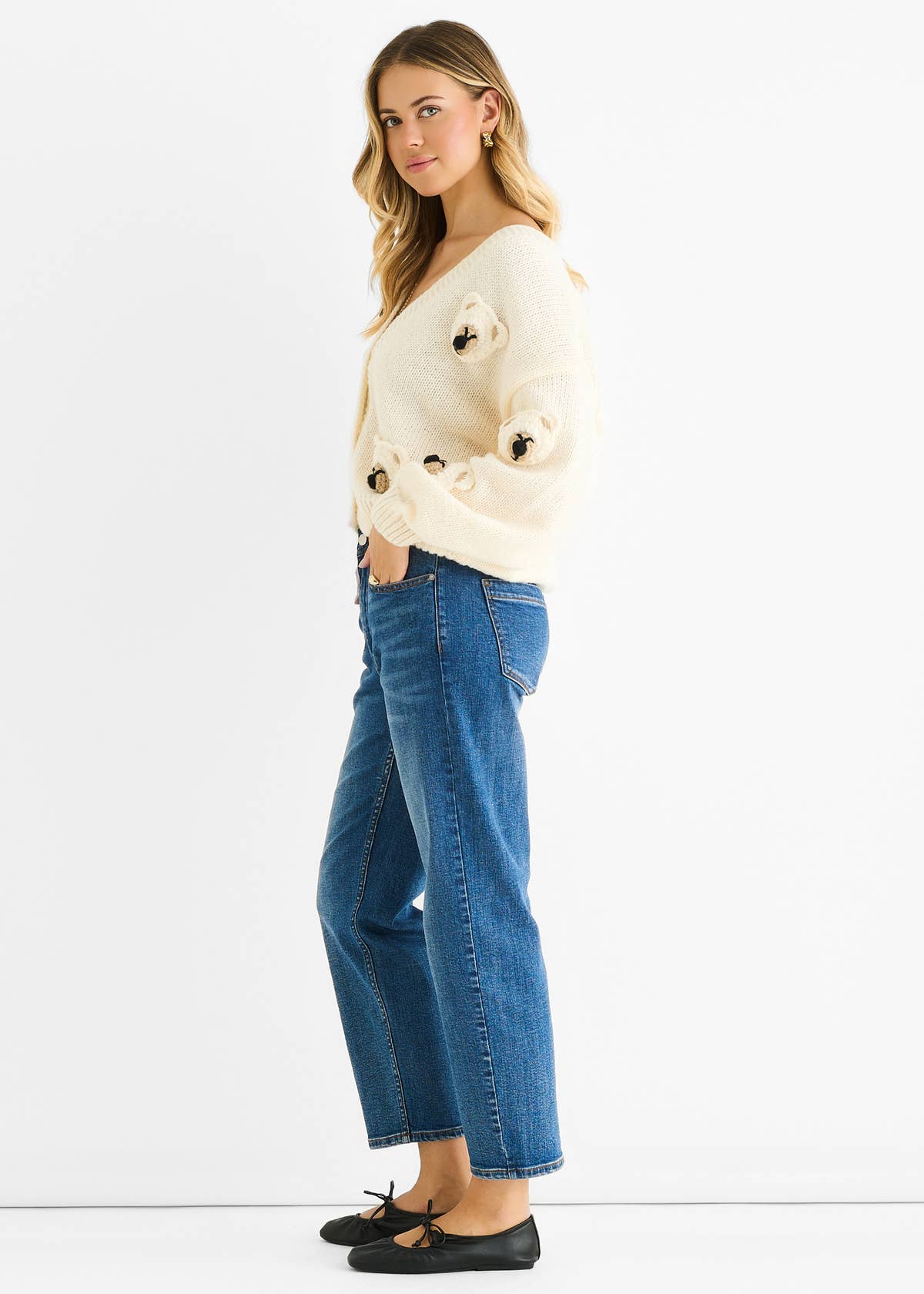 Cream 3D Contrast Teddy Crochet Cardigan – View 3 | Gini London