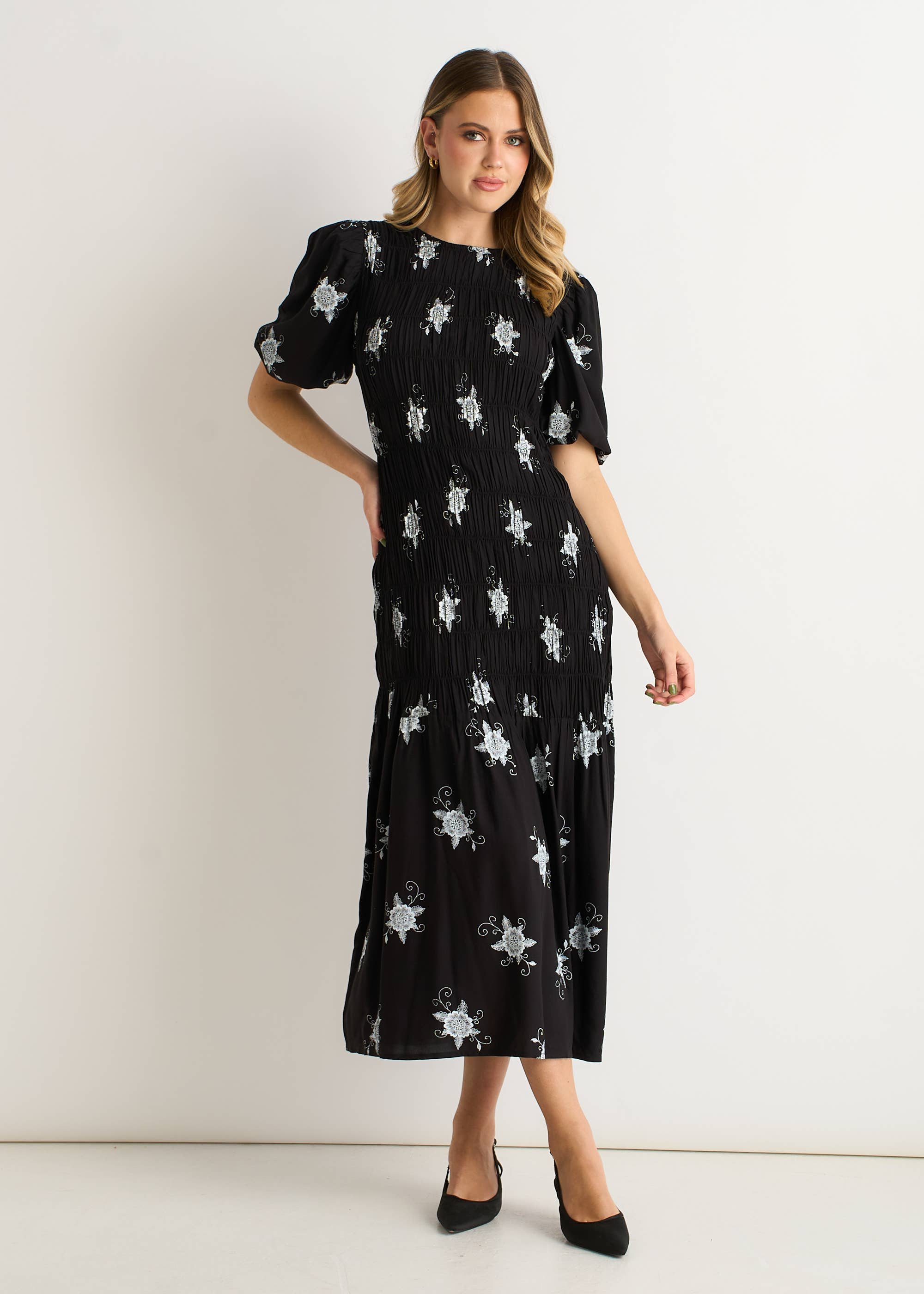 Black 3/4 Sleeves Paisley Ruched Midi Dress