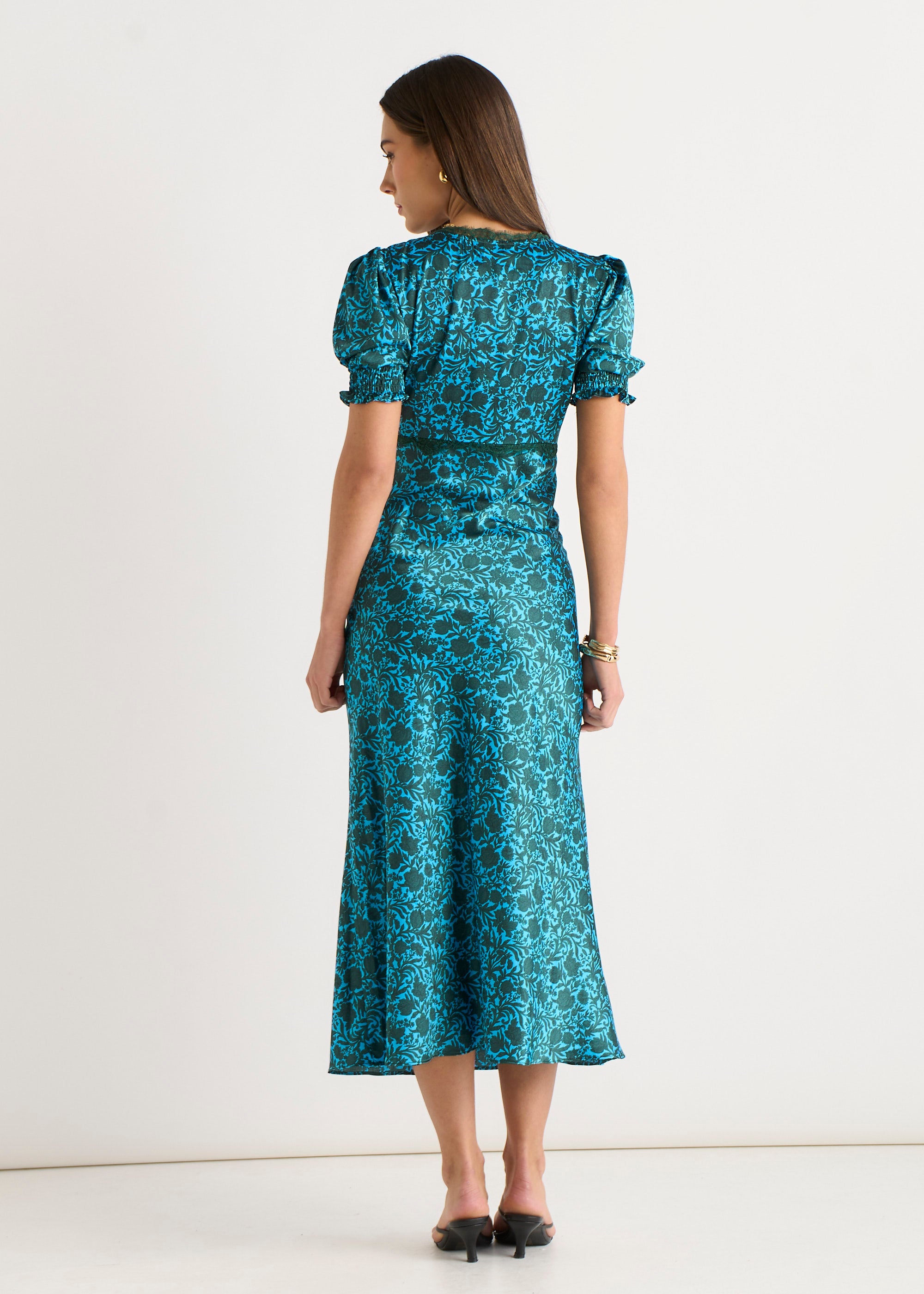 Green Floral Lace Trim V Neck Midi Dress – Gini London