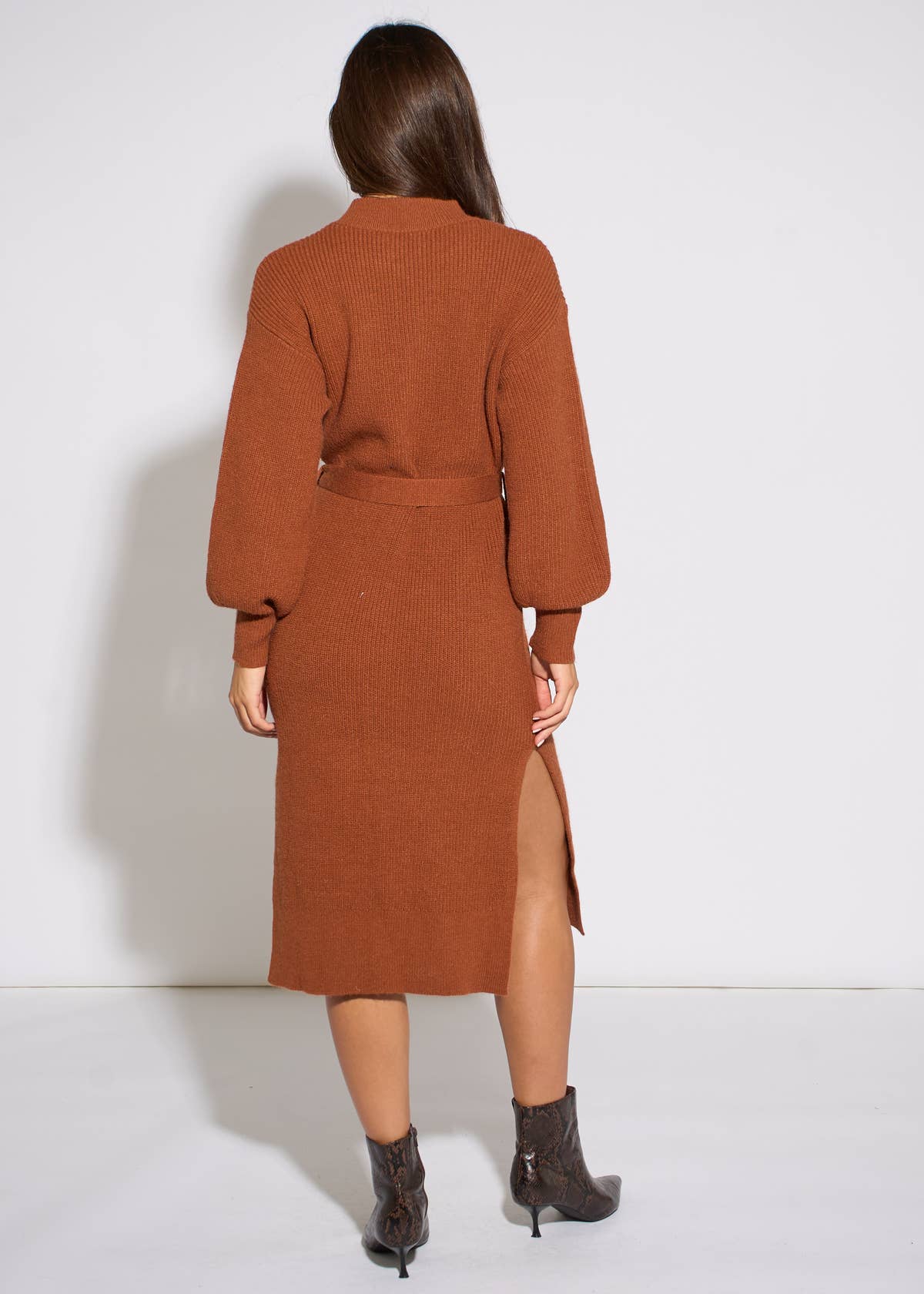 Tan Belted Knitted Long Sleeves Dress