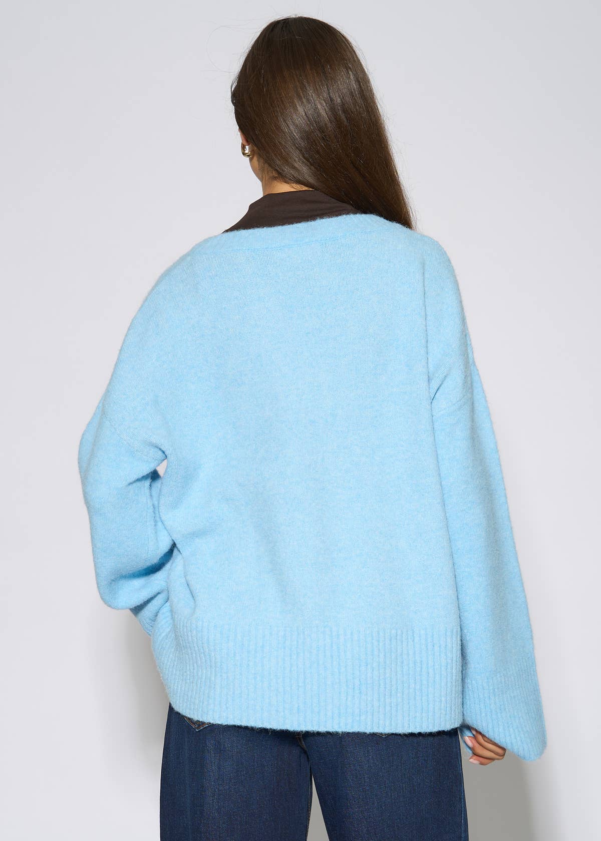 Blue Deep V Bright Blue Recycle Mix Knit Jumper – View 2 | Gini London