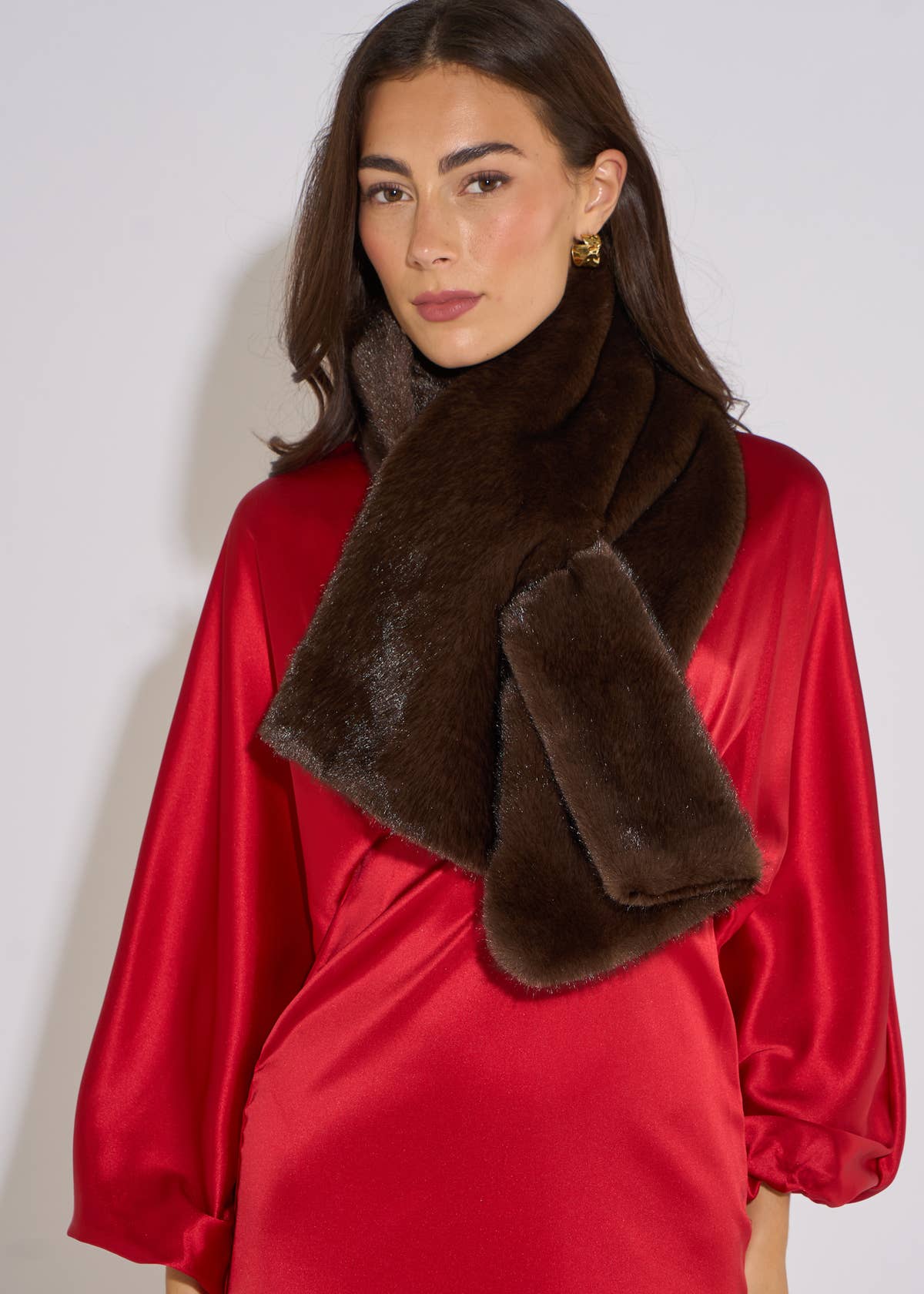Brown Faux Fur Stole– View 1 | Gini London