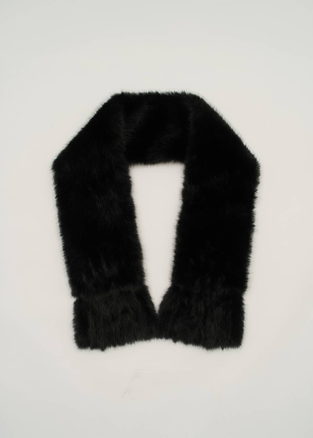 Black Faux Fur Tassel Scarf