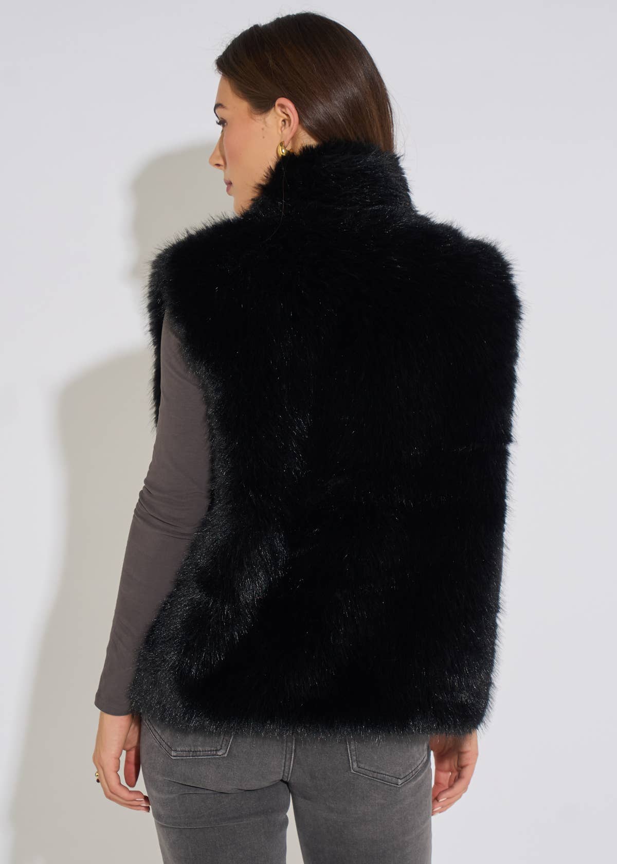 Black Boxy Faux Fur Gilet