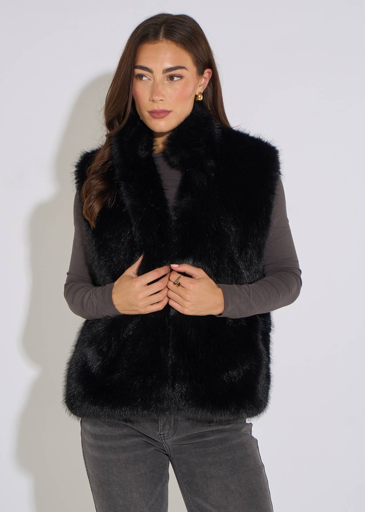 Black Boxy Faux Fur Gilet