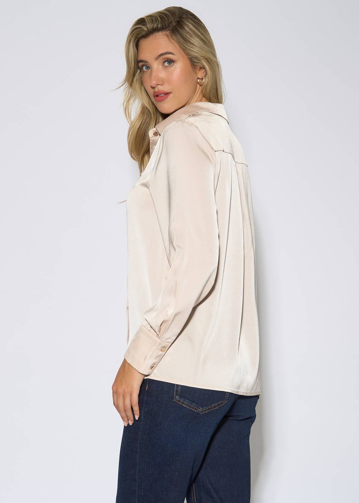 Champagne Lace Trim Neckline Long-Sleeve Shirt – View 4 | Gini London