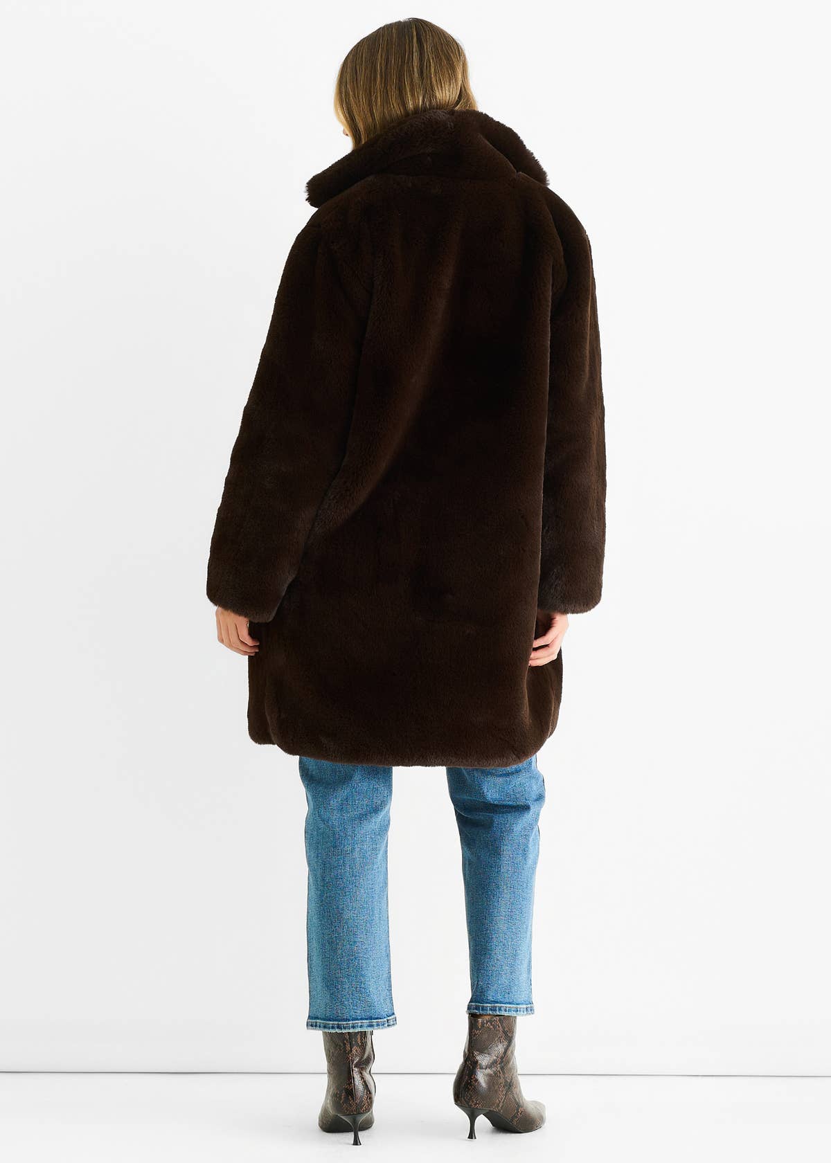 Chocolate Faux Fur Lapel Collar Longline Coat – View 4 | Gini London