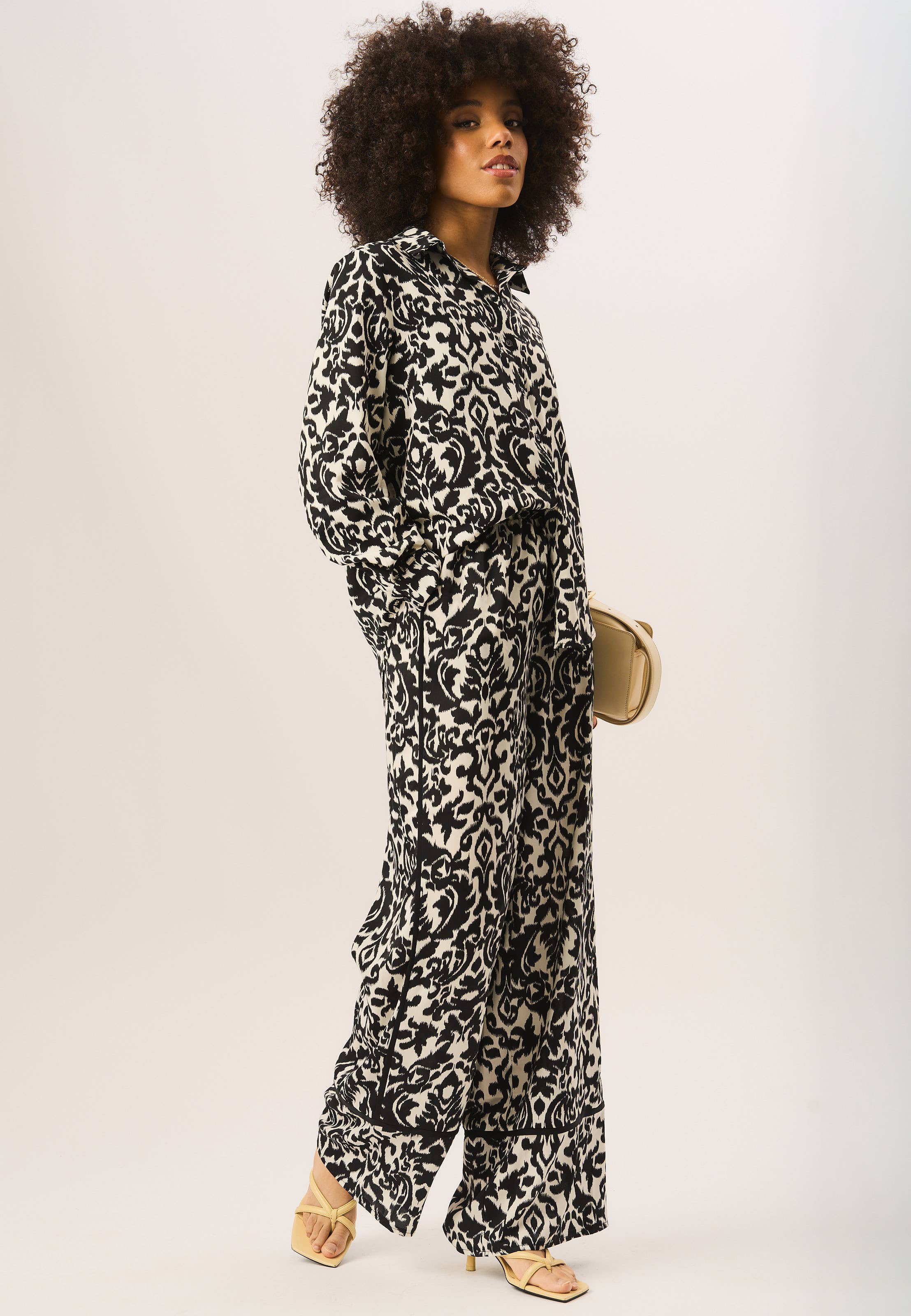 GL906-GL916Side - Gini London 