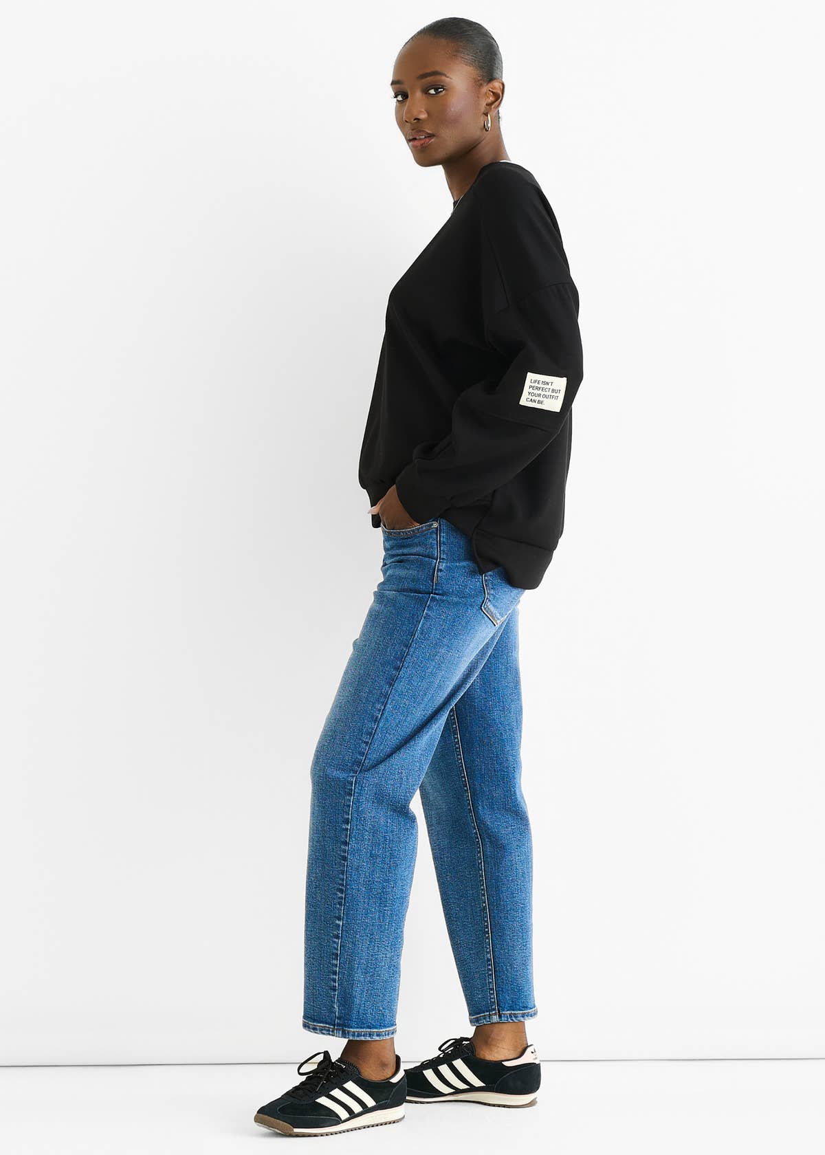 Black Soft Lightweight Pull Over  Jumper