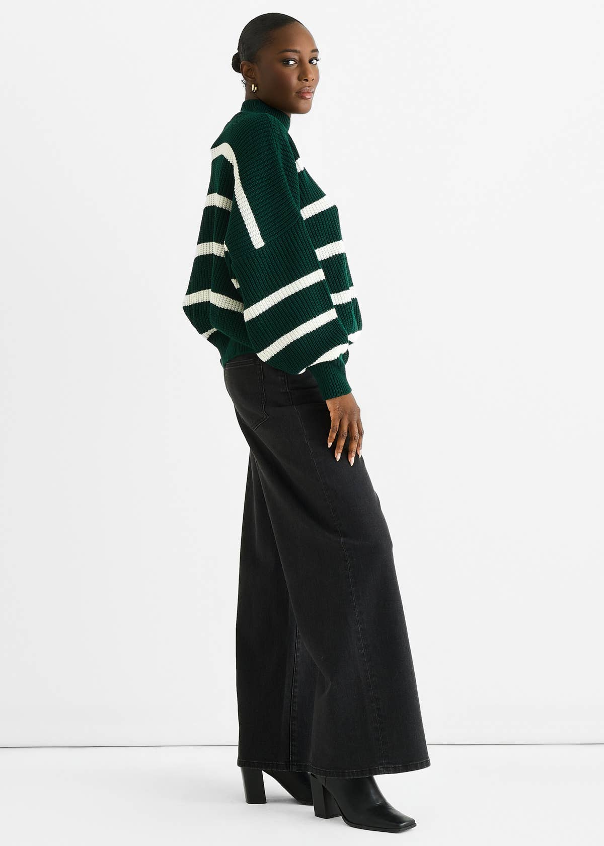Green Chunky Knit High Neck Jumper – View 4 | Gini London